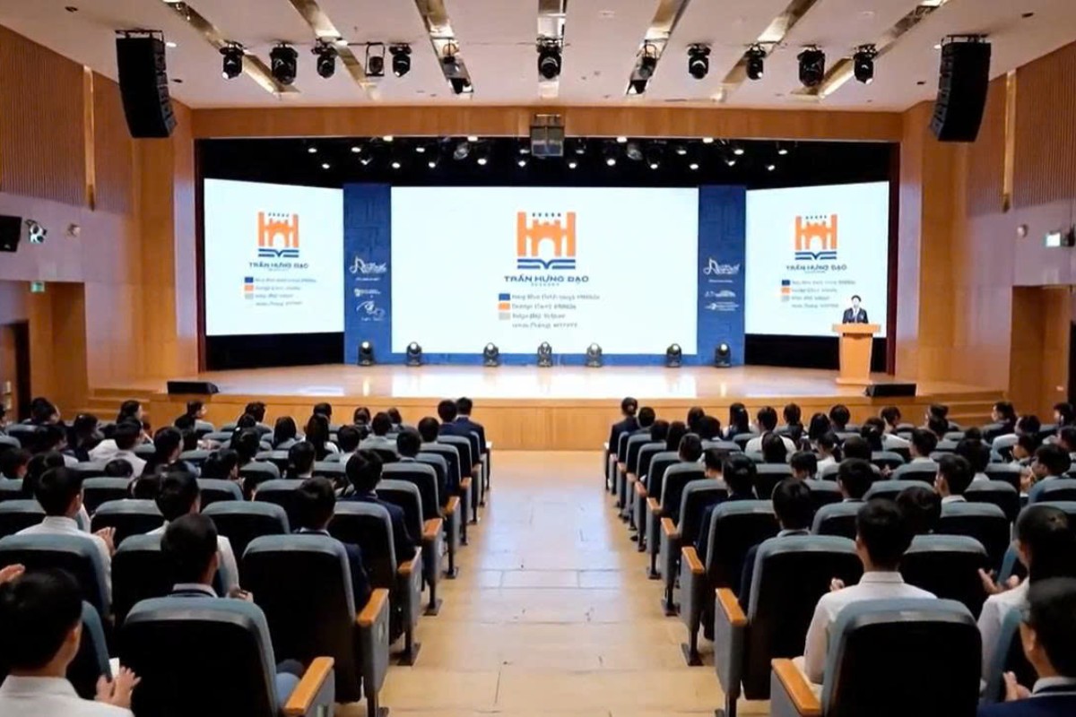 Hội Trường Grand: Sân Khấu Chuyên Nghiệp & Đẳng Cấp Kỹ Thuật Hội Trường Grand: Sân Khấu Chuyên Nghiệp & Đẳng Cấp Kỹ Thuật