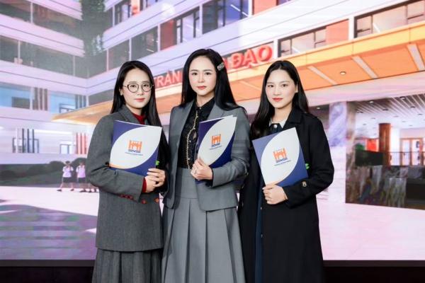 Chiến Lược Quản Trị Đa Dạng Trong Thống Nhất: Khi Bản Sắc Cá Nhân Kiến Tạo Nên Sức Mạnh Hệ Thống